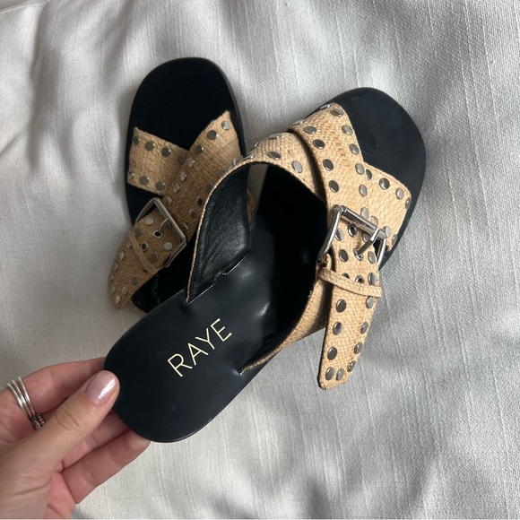 Revolve Raye Sofia Slide Raffia - Picture 6 of 7